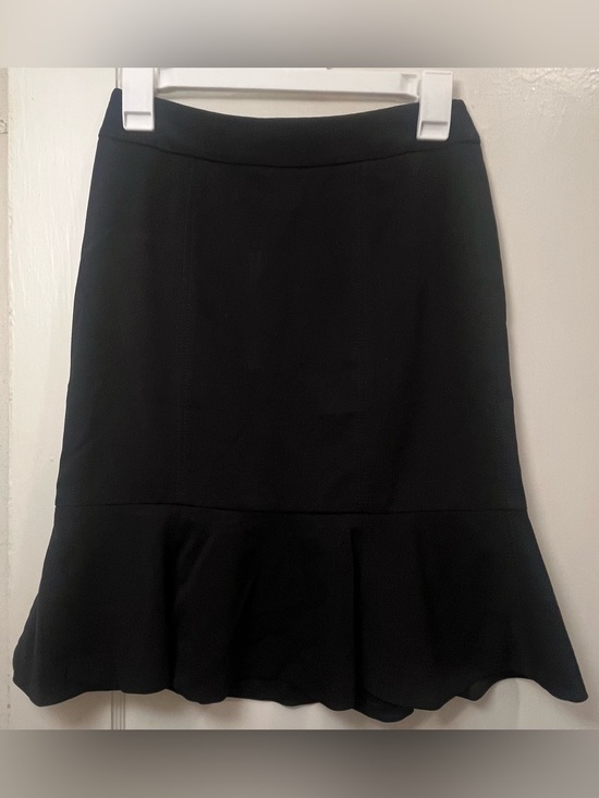White House Black Market Dresses & Skirts - White House Black Market Black Flounce Hem Pencil Skirt - Size 2